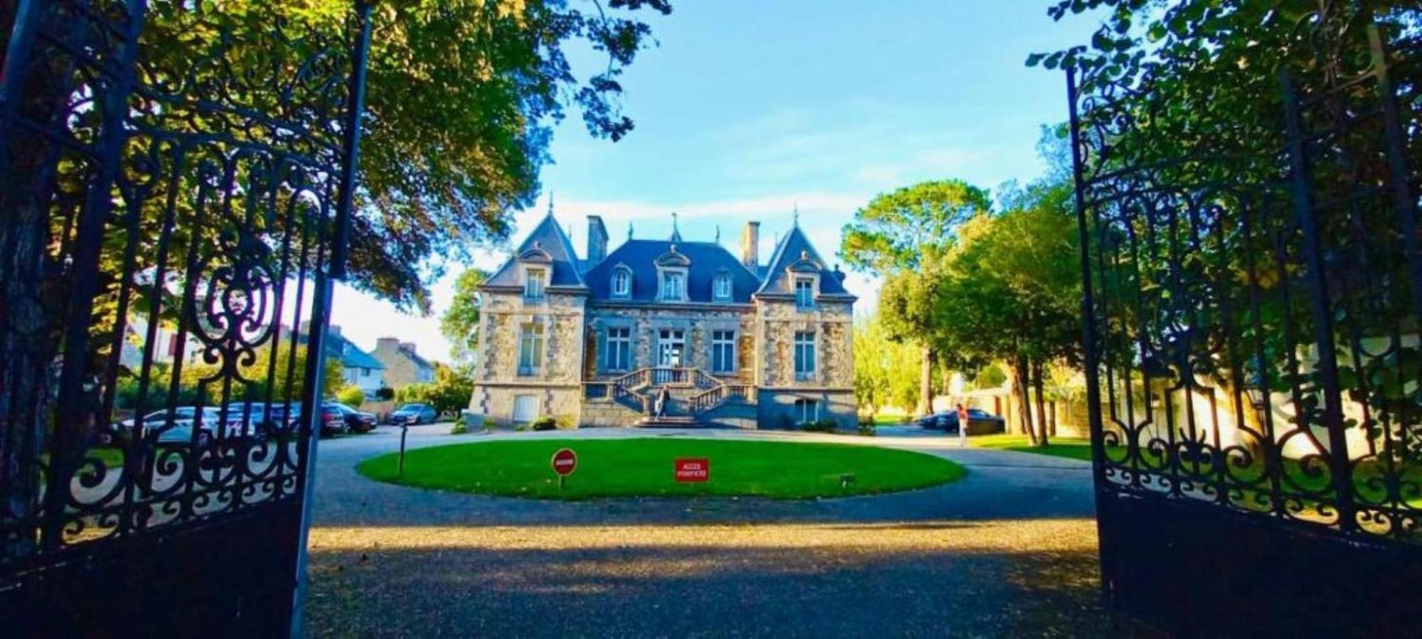 Manoir Le Castel & Villa Beaumaris แซ็งต์มาโล ภายนอก รูปภาพ